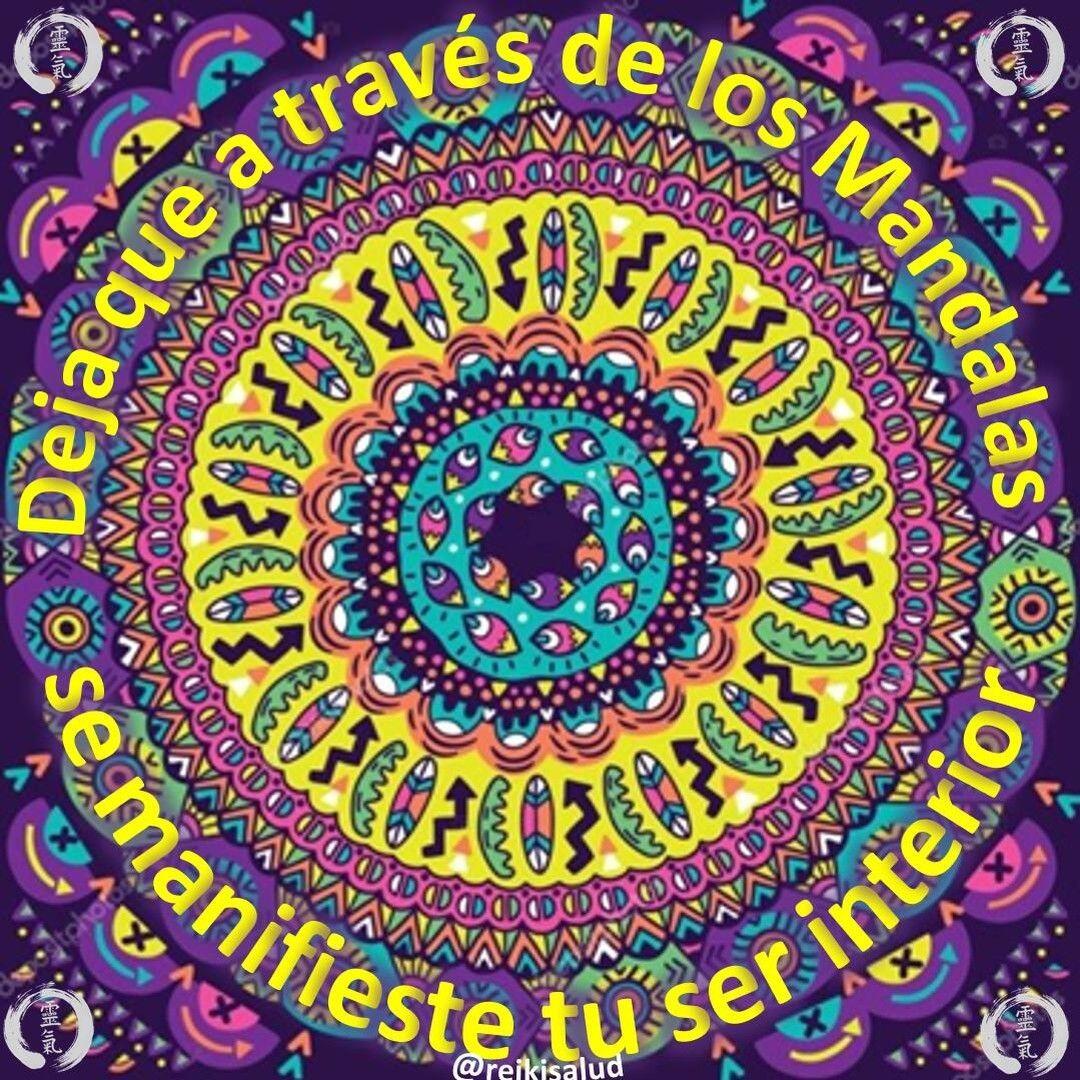 Deja que, a través de los mandalas, se manifieste tu ser interior, para alcanzar la armonía y la paz.Pintar mandalas es una de las múltiples técnicas de relajación orientales y no requiere conocer una disciplina previa.Al ser una expresión del alma, armoniza nuestro mundo interior con el exterior, permitiendo la concentración y meditación, envolviéndonos en un espíritu de equilibrio y paz; conectándonos con nuestro ser interior.Los mandalas, una vez coloreados, proporcionan calma y paz, permitiendo descansar la mente y los sentidos de la rutina diaria.La palabra mándala proviene del sánscrito y quiere decir círculo sagrado y se deriva de la palabra “mandra” que significa “contenedor de esencia”. Se dice que este círculo o “recipiente de esencia” representa la integridad, la salud, la conexión, la unidad, la armonía y el ciclo de la vida.Puedes mirar a tu alrededor y observar cuán abundantemente aparece el patrón circular del mandala en nuestro entorno. Podremos ver esta forma geométrica en todos los aspectos de la vida. El sol en el cielo y el núcleo de las células en nuestro cuerpo.🔆Como seleccionar y colorear el mandala:Tomemos primero tres respiraciones profundas para relajarnos, llevando a nuestra mente la intención para dibujar el mandala.Luego elijamos un mandala en consecuencia, tomando nuevamente un momento para despejar la mente y honrar nuestra intención.Una vez que tengamos el mandala, debemos seleccionar el tema y colores. Permitamos que nuestra intuición nos guíe.Comience a colorear su mandala, usando cualquier medio que desee, como pinturas, crayones, acuarelas, etc.Mientras lo pintamos, solo debemos dejarnos fluir con naturalidad, permaneciendo abierto a los mensajes que te ayudarán a manifestar la intención.No te puedes equivocar.Feliz viaje, de transformación y paz.¿Cuándo fue la última vez que dibujaste un Mandala?. Si lo deseas suscríbete a Casa Reiki y Salud en www.gReiki.com y te compartiré un libro de mandalas que puedes imprimir y colorear.Gracias, gracias, gracias, que la luz de Reiki, nos acompañe siempre, Namaste..#mandalas #sanacion #reiki #crecimiento #totalcoherencia