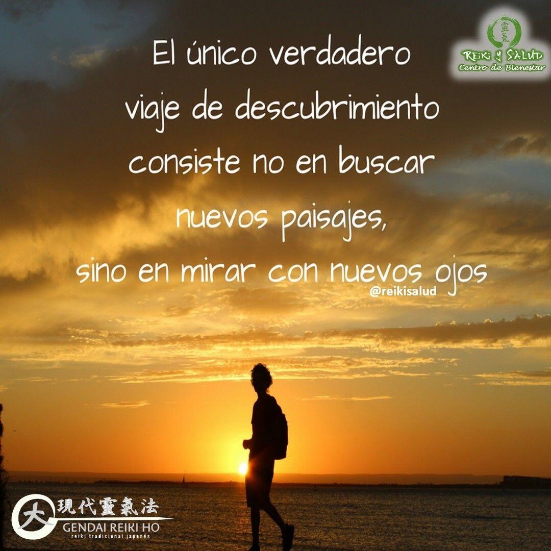 El único verdadero viaje de descubrimiento consiste en no buscar nuevos paisajes, sino en mirar con nuevos ojos, Marcel Proust. Es posible que siempre nos guste o estemos felices de donde estamos o que estamos viviendo; pero siempre para evolucionar, tenemos que buscar una nueva visión o diferente enfoque para adaptarnos. Esto quiere decir que al actuar, es posible cambiar la forma de ver el mundo; sin importar lo que está enfrente de nosotros. Feliz viaje de auto descubrimiento y despertar. Casa Reiki y Salud, te invita a conocer la bella práctica de Reiki Ho y promover tu salud y bienestar. Casa Gendai Reiki Ho. La práctica de Reiki Ho, te ayuda a mejorar tu conexión con la energía de la más alta vibración, de la más alta dimensión, de la energía más pura del universo; permitiendo que la energía de la creación, nos de lo que más necesitemos, promoviendo en nuestras vidas, armonía, salud y felicidad.Con toda la certeza que, si lo CREES, lo CREAS, compartimos desde Casa Gendai Reiki Ho, un abrazo de luz, con la confianza de que Dios está con nosotros y somos uno con la conciencia universal.Gracias, gracias, gracias, Námaste.Comparte esta publicación con todos aquellas personas que vinieron a tu mente, cuando la leíste, Gracias, gracias gracias🌍Página WEB: www.gReiki.com#espiritualidad #amor #felicidad #abundancia #meditacion #vida #paz #frases #love #luz #gratitud #crecimientopersonal #consciencia #alma #bienestar #inspiracion #despertar #louisehay #despertarespiritual #reikimaracaibo #reikizulia #reikivenezuela