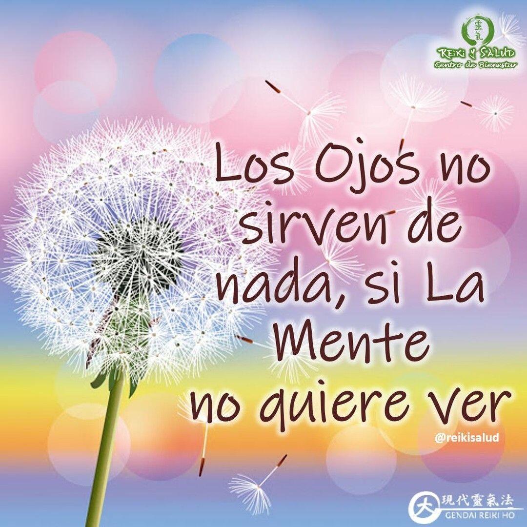 Los Ojos no sirven de nada si La Mente no quiere ver.⁣Cosas que pueden estar justo delante de nuestros ojos pueden pasar desapercibidas, sencillamente porque nuestra mente está bloqueando la entrada de cierta información o la interpretación coherente de los acontecimientos.⁣Nuestra mente tiene ciertos esquemas, o etiquetas que lo colocamos a lo que vemos, que nos intentan proteger de lo que creemos como potencialmente dañino para nosotros. Nuestro inconsciente siempre intentara idear un escenario más agradable para nosotros, ⁣y si identifica una etiqueta de malo, peligroso, no me gusta, es asqueroso, es mentira, independiente de la verdad, lo rechazaremos; y el nuestro mapa no es el territorio.Por eso muchas veces nos podemos negar a algo evidente, podemos resistirnos a ver algo que nos hará daño, podemos evadir el tener que enfrentar algo cara a cara. Quizás no nos percatemos de ello, pero en el momento en el cual efectivamente logramos ver lo que antes no podíamos, es cuando nuestra mente se siente preparada para afrontar esa situación.⁣Abrir los ojos de la mente, requiere decirle adiós a creencias que quizás representaban confort, seguridad, representaban cercanía a un estado, que quizás no siendo el ideal, era el que preferíamos. Pero todo esto solo tiene que ver con el miedo a lo desconocido, al futuro, la ansiedad ante el cambio y las revoluciones.⁣Una vez que nuestra mente se quita la venda, debemos prepararnos para los cambios, para los ajustes.⁣Abre los ojos de tu mente y especialmente abre los ojos de tu corazón, porque desde allí todo se percibe diferente y muchas veces lo que necesitamos es la sabiduría de ese observador por excelencia, que aparte de mirar, siempre nos quiere hablar del camino que nos conviene tomar.⁣Gracias, gracias, gracias, que la luz de Reiki, nos acompañe siempre, Namaste, @DinoPierini⁣#bienestar #reiki #mikaousui #abundancia #despertar #ikigai #reikimaracaibo #reikivenezuela #sanación #reikiusui, #gendaireiki #gendaireikiho #usuireikiho #reikivenezuela #reikimaracaibo #reikizulia #totalcoherencia