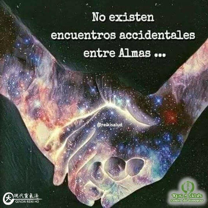 No existen encuentros accidentales entre Almas….️ Nada llega por casualidad, pero sí por causalidad. 🌞 Agradece todas las personas que se han cruzado en tu camino, porque de alguna forma las has atraído y te han ayudado a ser la persona que hoy eres.¿A quienes vas a llamar y agradecer su encuentro mágico de almas? Con toda la certeza que, si lo CREES, lo CREAS, compartimos desde Casa Reiki y Salud, un abrazo de luz, con la confianza de que Dios está con nosotros y somos uno con la conciencia universal.Casa Reiki y Salud, una caricia para el alma, ampliando el circulo de luz, promoviendo una vida de felicidad y bienestar.Contáctame al privado o al 0414 6048813, si tienes alguna inquietud, deseas aprender Reiki o para agendar una terapia en nuestro centro Gendai Reiki Ho en Maracaibo.Gracias, gracias, gracias, Námaste, @dinopierini Agradecer a todas esas personas que te vengan a la mente en este momento.🌍Página WEB: www.gReiki.com#espiritualidad #amor #felicidad #abundancia #meditacion #vida #gratitud #consciencia #alma #bienestar #inspiracion #despertar #reikimaracaibo #reikizulia #reikivenezuela #smile #reikisalud #totalcoherencia