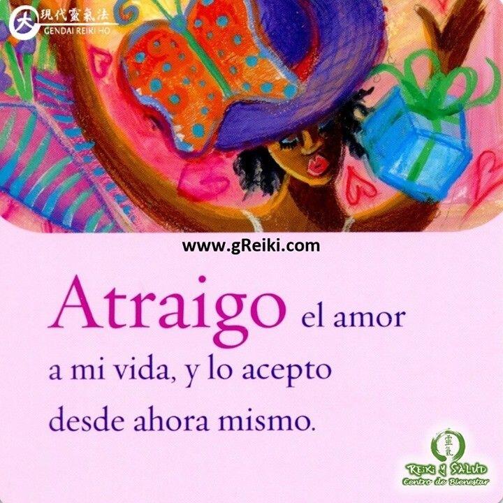 Atraigo el amor a mi vida, y lo acepto desde ahora mismoMe siento segura(o) en todas mis relaciones y doy y recibo mucho amor.Otro bello regalo de Louise Hay. Si esta afirmación te llama la atención, úsala. Una afirmación es cualquier cosa que digas o pienses. Si queremos cambiar nuestras vidas hemos de reeducar nuestro pensamiento y hablar con patrones positivos.Las afirmaciones son puntos de partida en el camino hacia el cambio. En esencia a tu mente subconsciente le estás diciendo: “Me estoy responsabilizando. Soy consciente de que hay algo que puedo hacer para cambiar”. Cuando hablo de hacer afirmaciones, quiero decir elegir palabras conscientemente que contribuyan a crear algo nuevo y positivo en ella.Todo pensamiento y palabra que pronuncias es una afirmación. Todas las conversaciones que tienes contigo mismo son un flujo de afirmaciones.Tus creencias no son más que patrones de pensamiento habituales que aprendiste de niño. Muchos de ellos son muy útiles. Sin embargo, otras creencias pueden resultar limitadoras a la hora de crear las cosas que deseas.Has de darte cuenta de que toda queja es una afirmación. Cada vez que te enfadas estás afirmando que deseas más ira en tu vida. Cada vez que te haces la víctima, estás afirmando que quieres seguir siendo una víctima. Cada vez que sientes que la Vida no te da lo que quieres en este mundo, ten por seguro que la Vida nunca te concederá los bienes, hasta que cambies tu forma de pensar y hablar.Una forma de comenzar a cambiar tu patrón de pensamiento, es reeducando tus afirmaciones diarias. El secreto para que tus afirmaciones funcionen rápida y sistemáticamente es preparar una atmósfera para que florezcan.😀Cuando más elijas tener pensamientos que te hagan sentir bien, con mayor rapidez funcionarán las afirmaciones.Gracias, Gracias, Gracias, Námaste, @dinopierini#amor #abundancia #meditacion #gratitud #consciencia #bienestar #louisehay #reikiho #reikiusui #gendaireiki #dinopierini #salud #reikivenezuela #reikimaracaibo #reikisalud