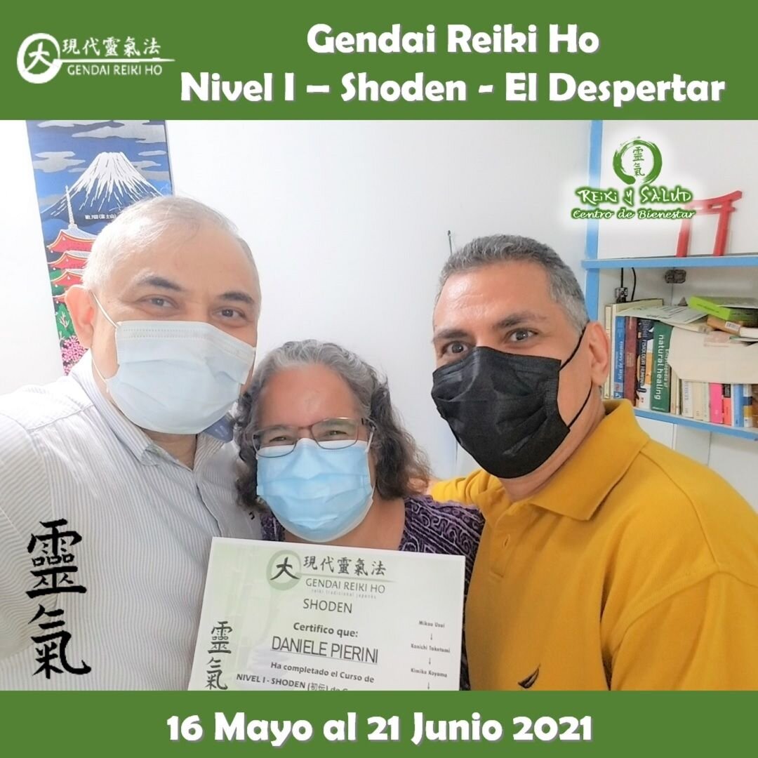 Agradecido y feliz, por el encuentro, experiencia, entrega, energía y sanación compartida en familia, durante el curso de Gendai Reiki Ho Nivel I (Shoden – El Despertar), dictado en el Casa Reiki y Salud, bajo la modalidad semipresencial, iniciado el 16 de Mayo que para Shirley y mi hermano Daniele  termino el 21 de Junio. Fue un nuevo y especial encuentro de almas, que decidimos iniciar este nuevo viaje de despertar, lleno de energía y alegría; confiando en la luz de Reiki. Comparto las fotos del encuentro de iniciación y consultoría/practica presencial realizado en Casa Reiki y Salud.️Gracias, gracias, gracias a todos ustedes por el compartir, entrega, alegría y experiencia. Cinco semanas de crecimiento y autodescubrimiento para todos. Un abrazo de luz y gassho.Reiki Ho es una terapia holística natural cuyo objetivo es el restablecimiento del equilibrio y la armonía en nuestro ser, promoviendo la sanación física, mental y emocional.Casa Reiki y Salud, comparte las técnicas de la Gendai Reiki Healing Association de Japón, con el respaldo internacional de la Gendai Reiki Network. Cursos dictados por Dino Pierini (@DinoPierini), Shihan de la escuela Gendai Reiki Ho desde el año 2008 y miembro de la Gendai Reiki Healing Association en Japón.️ Casa Reiki y Salud, una caricia para el alma, ampliando el circulo de luz, promoviendo una vida de salud y felicidad.Gracias, Gracias, Gracias, Námaste, @dinopierini#reiki #reikimaracaibo #reikivenezuela #sanación #salud #metamedicina #bioneuroemocion #bioemocional #reikiusui #gendaireiki #gendaireikiho #shoden #okuden #mikaousui #gendaii #cursosmaracaibo #casagendaireiki #dinopierini #armonía #bienestar #paz #amor