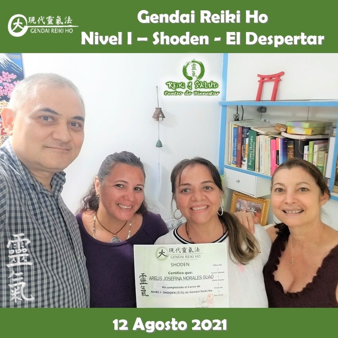 Agradecido y feliz, por el encuentro, experiencia, entrega, energía y sanación compartida en familia, durante el curso de Gendai Reiki Ho Nivel I (Shoden – El Despertar), dictado en el Casa Reiki y Salud, que para Arelis, comenzó el 12 de Agosto. Gracias gracias gracias a Arelis, Ileana y Jannina, por participar en este Reiju Kai. Fue un nuevo y especial encuentro de almas, que decidimos iniciar este nuevo viaje de despertar, lleno de energía y alegría; confiando en la luz de Reiki. Comparto las fotos del encuentro de iniciación y consultoría/practica presencial realizado en Casa Reiki y Salud.️Gracias, gracias, gracias a todos ustedes por el compartir, entrega, alegría y experiencia. Cinco semanas de crecimiento y autodescubrimiento para todos. Un abrazo de luz y gassho.Reiki Ho es una terapia holística natural cuyo objetivo es el restablecimiento del equilibrio y la armonía en nuestro ser, promoviendo la sanación física, mental y emocional.Casa Reiki y Salud, comparte las técnicas de la Gendai Reiki Healing Association de Japón, con el respaldo internacional de la Gendai Reiki Network. Cursos dictados por Dino Pierini (@DinoPierini), Shihan de la escuela Gendai Reiki Ho desde el año 2008 y miembro de la Gendai Reiki Healing Association en Japón.️ Casa Reiki y Salud, una caricia para el alma, ampliando el circulo de luz, promoviendo una vida de salud y felicidad.Gracias, Gracias, Gracias, Námaste, @dinopierini#reiki #reikimaracaibo #reikivenezuela #sanación #salud #metamedicina #bioneuroemocion #bioemocional #reikiusui #gendaireiki #gendaireikiho #shoden #okuden #mikaousui #gendaii #cursosmaracaibo #casagendaireiki #dinopierini #armonía #bienestar #paz #amor