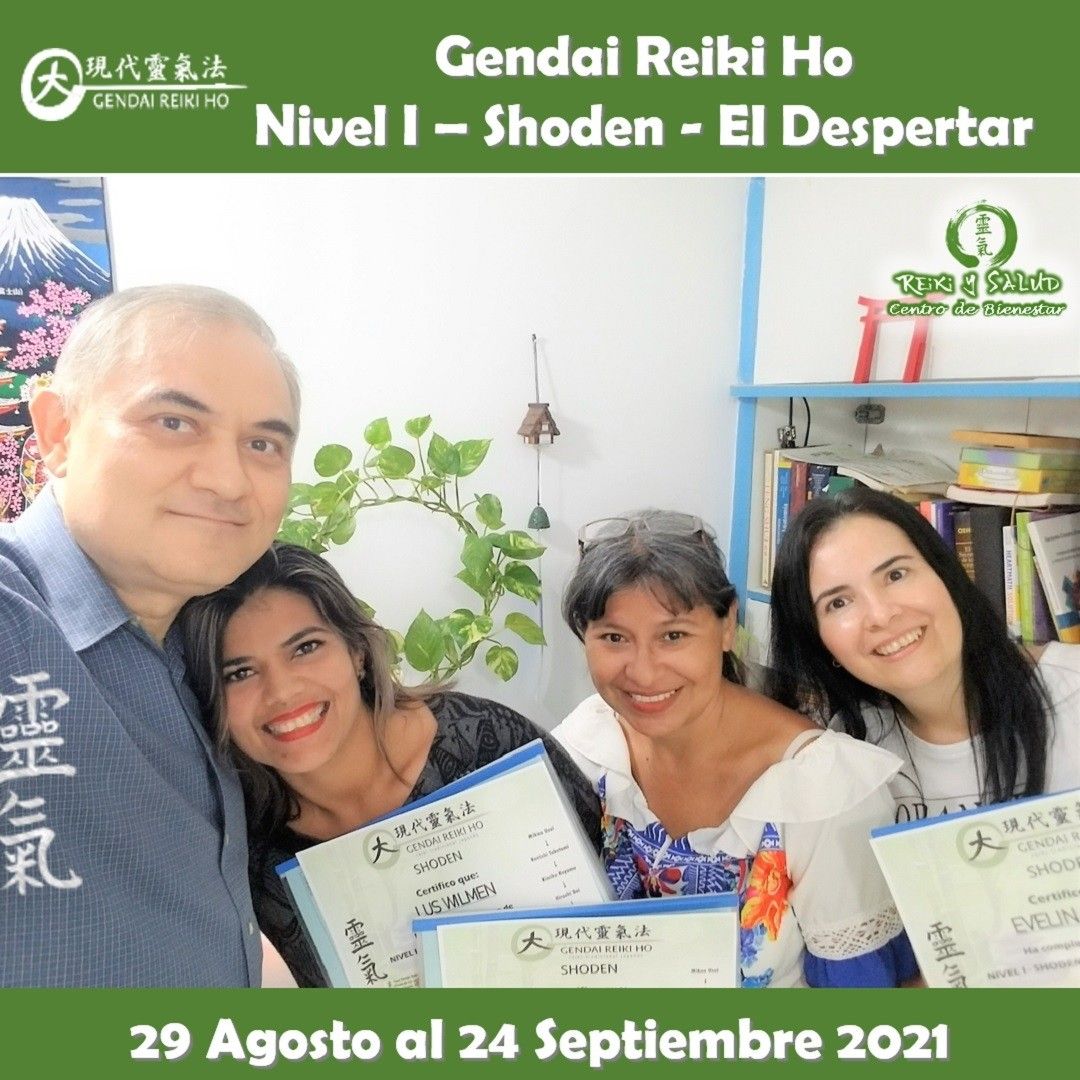 Agradecido y feliz, por el encuentro, experiencia, entrega, energía y sanación compartida en familia, durante el curso de Gendai Reiki Ho Nivel I (Shoden – El Despertar), dictado en el Casa Reiki y Salud, donde fueron iniciadas como practicantes de Reiki este 214de Septiembre, Evelin Burgos, Lus Wilmen y Josefina Trinidad González. Fue un nuevo y especial encuentro de almas, que decidimos iniciar este nuevo viaje de despertar, lleno de energía y alegría; confiando en la luz de Reiki. Comparto las fotos del encuentro de iniciación y consultoría/practica presencial realizado en Casa Reiki y Salud.️Gracias, gracias, gracias a todos ustedes por el compartir, entrega, alegría y experiencia. Cinco semanas de crecimiento y autodescubrimiento para todos. Un abrazo de luz y gassho.Reiki Ho es una terapia holística natural cuyo objetivo es el restablecimiento del equilibrio y la armonía en nuestro ser, promoviendo la sanación física, mental y emocional.Casa Reiki y Salud, comparte las técnicas de la Gendai Reiki Healing Association de Japón, con el respaldo internacional de la Gendai Reiki Network. Cursos dictados por Dino Pierini (@DinoPierini), Shihan de la escuela Gendai Reiki Ho desde el año 2008 y miembro de la Gendai Reiki Healing Association en Japón.️ Casa Reiki y Salud, una caricia para el alma, ampliando el circulo de luz, promoviendo una vida de salud y felicidad.Gracias, Gracias, Gracias, Námaste, @dinopierini#reiki #reikimaracaibo #reikivenezuela #sanación #salud #metamedicina #bioneuroemocion #bioemocional #reikiusui #gendaireiki #gendaireikiho #shoden #okuden #mikaousui #gendaii #cursosmaracaibo #casagendaireiki #dinopierini #armonía #bienestar #paz #amor