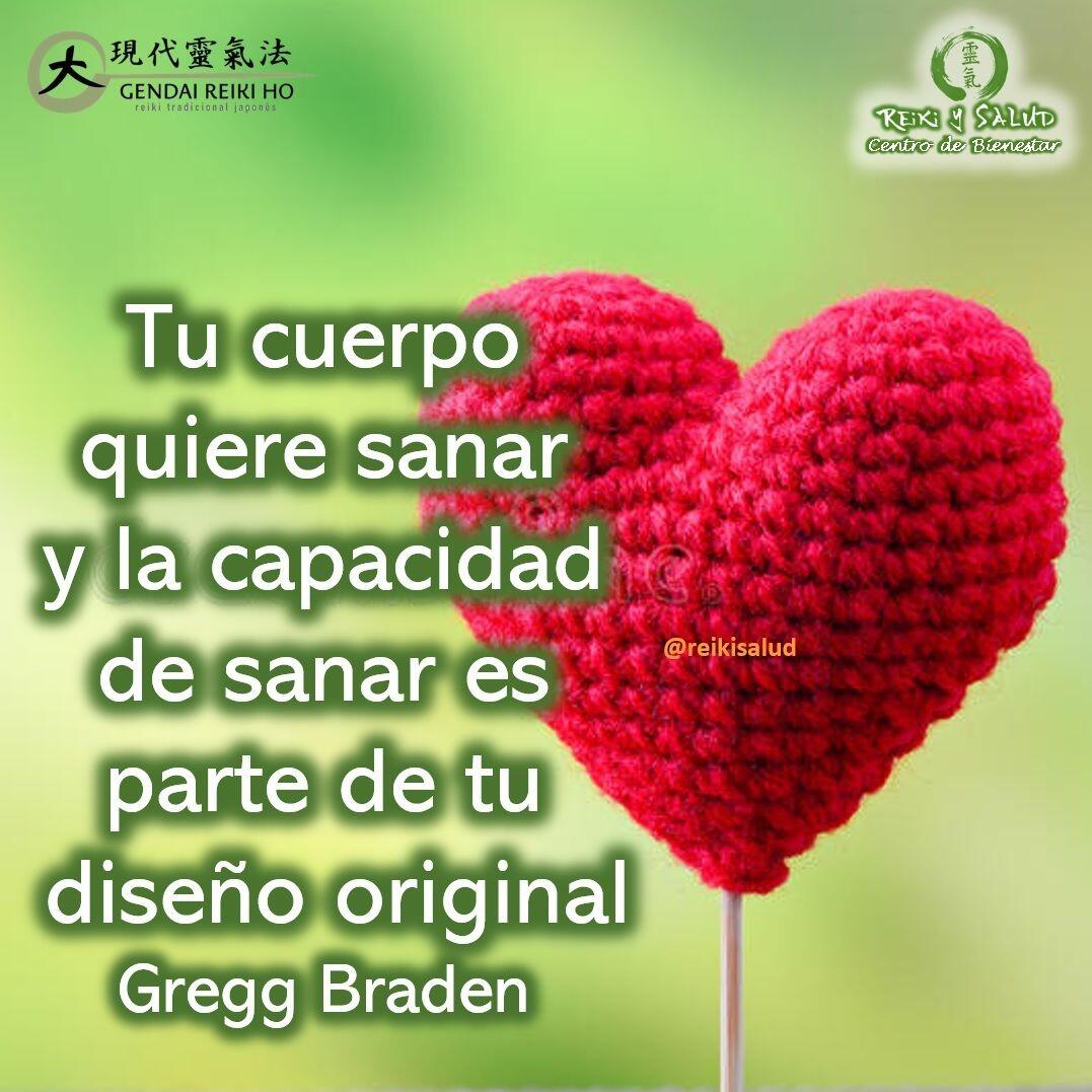 ️ Tu cuerpo quiere sanar y la capacidad de sanar es parte de tu diseño original, Gregg Braden.En realidad, es un hecho científico que el cuerpo tiene mecanismos para curarse, sin la intervención de medicamentos y lo único que debemos hacer es facilitar esos procesos, sin intervenir directamente en ellos.Evidentemente el principal enemigo de ese proceso de sanación somos nosotros mismos. La enfermedad aparece allí como la expresión de un desequilibrio entre nuestro cuerpo, mente, emociones y el entorno con el que entra en contacto (esto incluye creencias, estrés, emociones tóxicas, alimentación y estilo de vida entre otras.Estamos dotados de un mecanismo que nos permite restablecer el equilibrio llamado homeostasis. Esto hace posible que el cuerpo logre su autorregulación y encuentre siempre la mejor manera de adaptarse para encontrar el equilibrio. Es pocas palabras, es una respuesta de adaptación y a veces la respuesta es la enfermedad.El propósito de la curación o sanación, es lograr restablecer el equilibrio perdido y a consecuencia de ello, lograr que desaparezca la enfermedad. Debes tomar conciencia de la idea de que las emociones juegan un papel fundamental en el proceso de sanación; por lo tanto, todo tratamiento debe apuntar tanto a la mente como al cuerpo. No se trata de controlar las emociones, porque todas son bienvenidas, se trata de recuperar nuestro balance y armonía, luego de un choque emocional.Por ejemplo, si tienes ira, por ejemplo, se producirán una serie de efectos sobre tu organismo: aumento del ritmo cardiaco, tensión muscular, etc. Cuando el enojo se vuelve frecuente, el cambio fisiológico comenzará a afectar todos los órganos involucrados con ese sentimiento, a tal punto que incluso te puedes convertir en adicto a los químicos asociados a esas emociones, afectándote cada vez más.La buena noticia es que, si los sentimientos y emociones autodestructivas te pueden enfermar; decretando e imaginando el estado deseado, liberando esas emociones atrapadas y reencuadrando las situaciones que las ocasionaron, TE PUEDES SANAR.Feliz viaje de auto descubrimiento Gracias, gracias, gracias, Námaste @dinopierini #reikisalud