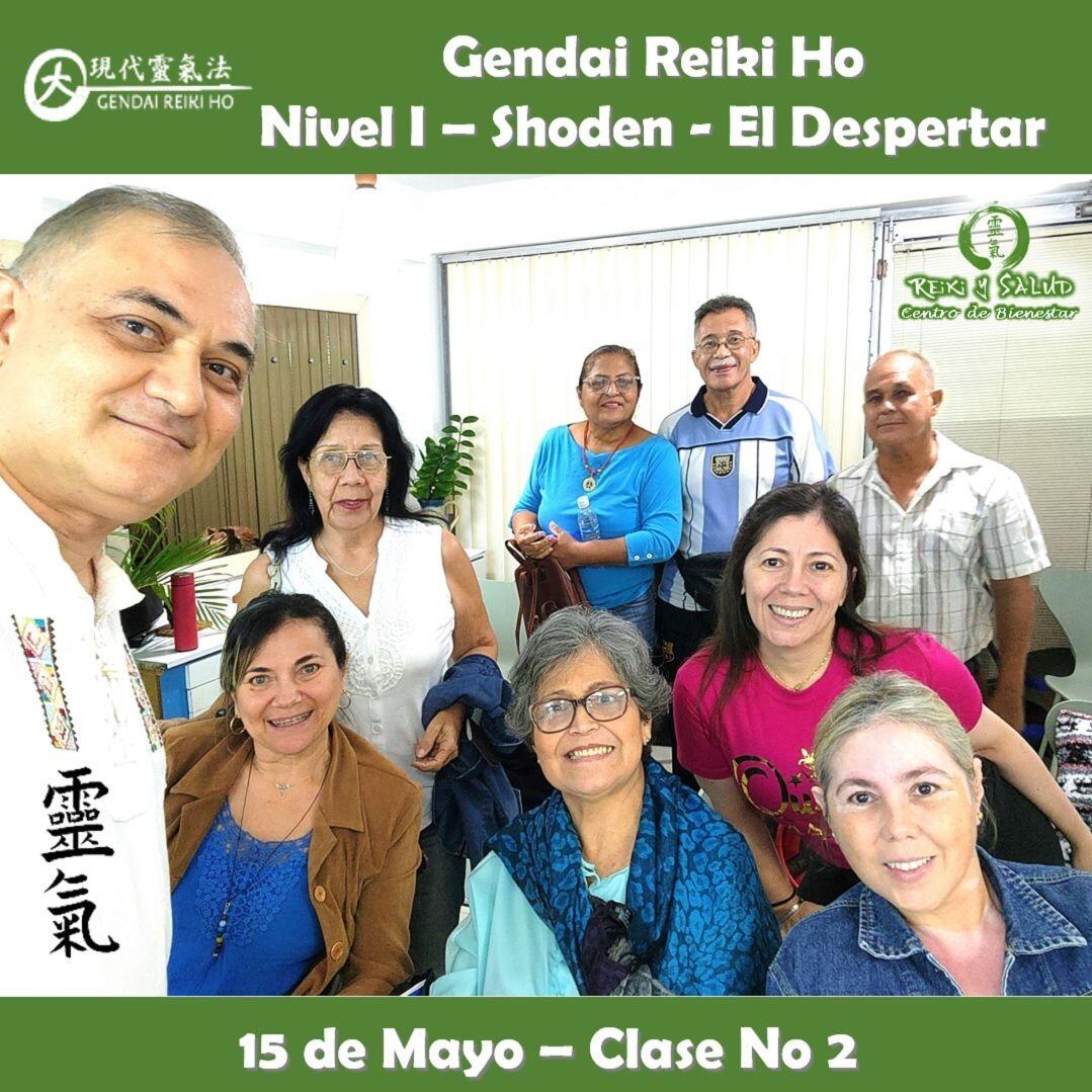 Agradecido y feliz, por el encuentro, experiencia, entrega, energía y sanación compartida en familia, durante la Clase No 2, el del curso Gendai Reiki Ho Nivel I - Shoden - El Despertar, el pasado 15 de Mayo. Fue un nuevo y especial encuentro de almas, que decidimos continuar este nuevo viaje de despertar, lleno de energía y alegría; confiando en la luz de Reiki.Reiki Ho es una terapia holística natural cuyo objetivo es el restablecimiento del equilibrio y la armonía en nuestro ser, promoviendo la sanación física, mental y emocional.Casa Reiki y Salud, comparte las técnicas de la Gendai Reiki Healing Association de Japón, con el respaldo internacional de la Gendai Reiki Network. Cursos dictados por Dino Pierini (@DinoPierini), Shihan de la escuela Gendai Reiki Ho desde el año 2008 y miembro de la Gendai Reiki Healing Association en Japón.️ Casa Reiki y Salud, una caricia para el alma, ampliando el circulo de luz, promoviendo una vida de salud y felicidad.Gracias, Gracias, Gracias, Námaste, @dinopierini#reiki #reikimaracaibo #reikivenezuela #sanación #salud #metamedicina #bioneuroemocion #bioemocional #reikiusui #gendaireiki #gendaireikiho #shoden #okuden #mikaousui #gendaii #cursosmaracaibo #casagendaireiki #dinopierini #armonía #bienestar #paz #amor