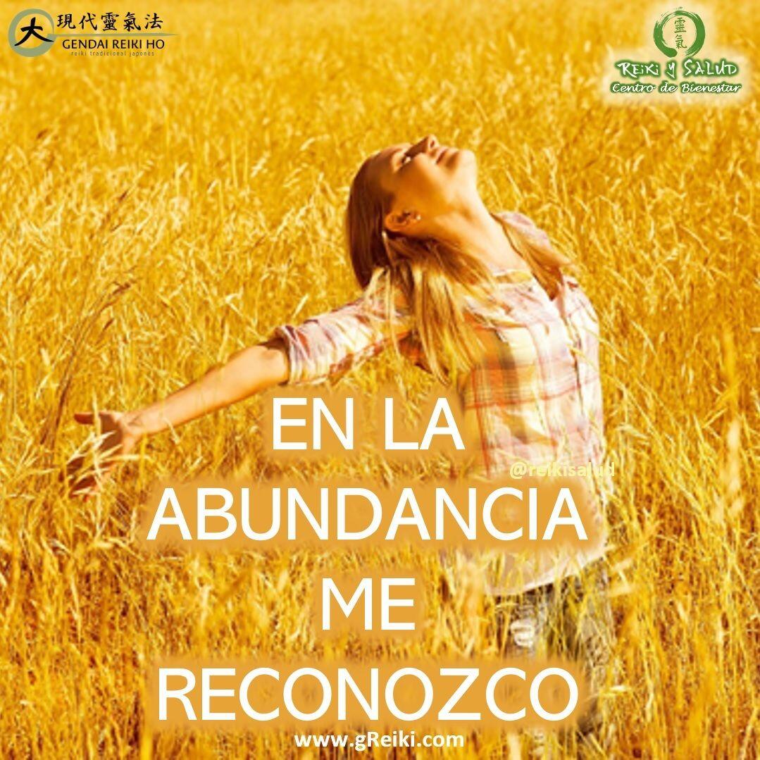 ️En la abundancia me reconozco. Descubre el poder que hay al agradecer y dar, y promueve tu abundancia.Muévete y promueve la abundancia. Recuerda que:🔆La mentalidad de abundancia te lleva a erradicar la mentalidad de escasez, ayuda a mejorar las relaciones, ser más positivos y vivir sin miedo. También mejora los resultados..🔆La mentalidad de abundancia permite aflorar una actitud de agradecimiento y consolidar tu fe.🔆La mentalidad de abundancia ayuda utilizar tus talentos para impactar el mundo de forma positiva.🔆La mentalidad de abundancia promueve en ti el compartir con otros y ayudar a otros. También potencia tus ingresos al máximo porque pierdes temor de cobrar lo justo para ti.Tareas recomendadas para promoverla: ⚙Cambia tus hábitos y lee frecuentemente sobre el tema de la abundancia. Te recomiendo el libro “Piense y Hágase Rico”, de Napoleón Hill y el libro y video de “El Secreto”.⚙Comienza a meditar, con las técnicas de meditación adecuadas a tu mente se abrirá a un mundo nuevo para ti. Aprendes técnicas útiles para la visualización y la manifestación de tus metas.⚙Aprende a Manifestar eso que tanto deseas y controlar los pensamientos negativos. Confía en tu futuro siempre. Practica los cinco principios de Reiki.¡Avanza sin miedo hacia la abundancia!, porque lo mereces todo.Quiero invitarte a mejorar tu conexión con la energía de la más alta vibración, de la más alta dimensión, de la energía más pura del universo; permitiendo que la energía de la creación, nos de lo que más necesitemos, promoviendo en nuestras vidas, salud y felicidad.Casa Reiki y Salud, una caricia para el alma, ampliando el circulo de luz, promoviendo una vida de felicidad y bienestar.Gracias, gracias, gracias, Gassho, @dinopierini🌐Página WEB: www.gReiki.com#amor #meditacion #vida #paz #gratitud #crecimientopersonal #consciencia #alma #bienestar #despertarespiritual #reikimaracaibo #reikizulia #reikivenezuela #saludybienestar #reikisalud