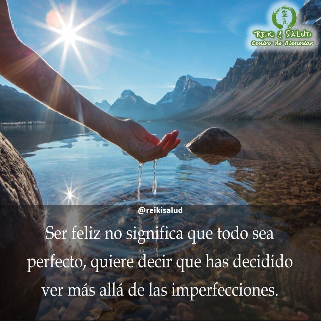 Ser feliz no significa que todo sea perfecto, significa que has decidido mirar más allá de las imperfecciones.La felicidad es una decisión, un estado en el que decides estar. Salud, es sentir alegría, felicidad, porque desde esta emoción tan poderosa, lo que segrega el cuerpo, permite que haga lo que sabe hacer de forma perfecta por diseño divino, SANAR.¿Y tú, con que decides conectarte HOY?¿Que crees de esta declaración?¿Se alinea o se contradice con tus creencias?Feliz viaje de descubrimientoCon toda la certeza que, si lo CREES, lo CREAS, compartimos desde Casa Reiki y Salud, un abrazo de luz, con la confianza de que Dios está con nosotros y somos uno con la conciencia universal, y recuerda: ¡a sonreír, agradecer y abrazar tu vida!Gracias, gracias, gracias, un gran abrazo de luz, Namaste, @DinoPieriniSi te gusta la publicación Compártela, Comenta, Gracias, gracias gracias🌐Página WEB: www.gReiki.com#felicidad #abundancia #meditacion #vida #gratitud #reikimaracaibo #reikizulia #reikivenezuela #saludybienestar #reikisalud #reiki @reikisalud