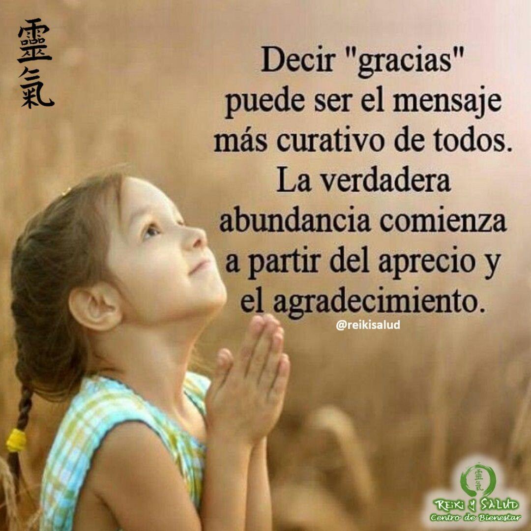 Decir “Gracias” puede ser el mensaje más curativo de todos. La verdadera abundancia comienza a partir del aprecio y el agradecimiento de todo lo que has atraído a tu vida.🌞 La gratitud es un acto que se traduce en acción cuando identificamos a esa dicha interior y la mantenemos con nosotros cada segundo de nuestra existencia.😀 Cierra los ojos y agradece en este momento, que estas leyendo el mensaje, por todas las cosas, por pequeña que creas tú que sean, que te han pasado el día de hoy o durante este año 2022. En casi todas las tradiciones y culturas, durante este mes, hay increíbles manifestaciones de gratitud especialmente por la cosecha, familia, crecimiento personal, logros y por las bendiciones que vendrán en el 2023.Permite que esa energía del agradecimiento te cubra y cubra tu hogar, y desde allí permite brillar e iluminar el mundo.🌞Hoy como siempre agradezco a Dios, a mama y papá por darme la vida, mis hijos, mi esposa, familia, amigos y la madre tierra, por todas las bendiciones que mi familia y yo, hemos recibido y por todas las que recibiré. GRACIAS por todo lo que soy. GRACIAS por todo lo que tengo. GRACIAS por todo lo bueno que ahora fluye hacia mí. Desde Casa Reiki y Salud, les agradecemos, por acompañarlos en estos primeros años de vida, y por la hermosa familia de más de 38 Mil almas que hoy nos acompañan Además en agradecimiento a todas las bendiciones recibidas este año 2022, quiero invitarlos al encuentro VIRTUAL GRATUITO de practicantes, que realizaremos el 16 de Diciembre. Si deseas participar busca el enlace en el perfil y regístrate.Gracias, gracias, gracias, Námaste, @DinoPierini🌐 Página WEB: www.gReiki.com#reikimaracaibo #reikizulia #reikivenezuela #reikisalud #totalcoherencia #reikisalud #gratitud #gracias #abundancia