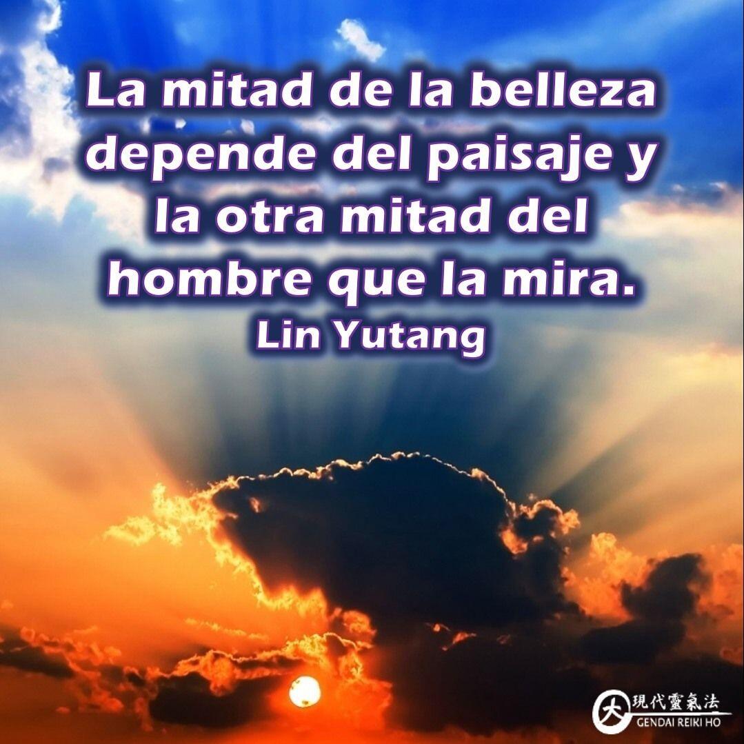 La mitad de la belleza depende del paisaje y la otra mitad del hombre que la mira, Lin Yutang🌞Evidentemente la belleza no significa lo mismo para todos nosotros. Por ejemplo San Francisco de Asis, podría ver belleza en todo. El logró un equilibrio entre la ecología interior y la ecología exterior; equilibrio entre su armonía interior y el amor hacia la creación; belleza en todos los seres humanos, animales, las plantas, la tierra, el sol y el cielo; y en todo lo que le sucedía, ya que todo revela en su esencia el Amor, la Bondad y la Belleza del Creador.En realidad la belleza depende en gran parte de la persona que la mira, de su estado interior y de su consciencia. Cuanto más te abres a la vida, más te abres a la belleza… entonces la encontrarás en todos los lados.Quiero finalizar con una reflexión, si algo que vemos lo rechazamos, ¿que hay dentro de nosotros que no nos permite ver belleza en todo? .Con toda la certeza que, si lo CREES, lo CREAS, compartimos desde Casa Gendai Reiki Ho, un abrazo de luz, con la confianza de que Dios está con nosotros y somos uno con la conciencia universal.Casa Gendai Reiki Ho, una caricia para el alma, ampliando el circulo de luz, promoviendo una vida de felicidad y bienestar.Contáctame al privado o al 0414 6048813, si tienes alguna inquietud, deseas aprender Reiki o para agendar una terapia en nuestro centro Gendai Reiki Ho en Maracaibo.Gracias, gracias, gracias, Námaste, @dinopieriniSi te gusta la publicación Compártela, Etiqueta a Otros, Gracias, gracias gracias🌍Página WEB: www.gReiki.com#espiritualidad #amor #felicidad #abundancia #meditacion #vida #paz #frases #love #luz #gratitud #crecimientopersonal #consciencia #alma #bienestar #inspiracion #despertar #despertarespiritual #reikisalud #reikimaracaibo #reikivenezuela