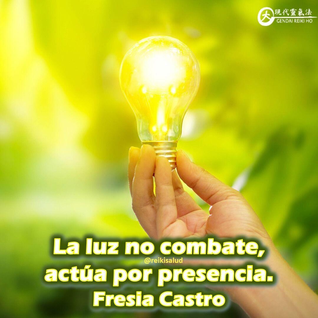 🌞La luz no combate, actúa por presencia. Fresia Castro.Nuestra misión es iluminar al mundo, todo lo que nos rodea, sin intención y apegos al resultado.Al permitir fluir y dejar de combatir permites que la luz y la energía fluya de forma armoniosa y en plenitud. Imagina una lampara que enciendes en tu casa, ilumina lo que puede ya, no entra en conflicto con las áreas donde aún hay sombra. Porque si intentara luchar con la luz, entonces refuerzas la sombra y no la luz.Feliz viaje de autodescubrimiento y despertar.La práctica de Reiki Ho, te ayuda a armonizar tu ser, en todos los planos, físico, mental, emocional y alma promoviendo a consecuencia de ponernos en orden, un estado ideal para sanarnos; permitiendo que la energía divina, nos de lo que más necesitemos.Con toda la certeza que, si lo CREES, lo CREAS, compartimos desde Casa Gendai Reiki Ho, un abrazo de luz, con la confianza de que Dios está con nosotros y somos uno con la conciencia universal.Casa Gendai Reiki Ho, una caricia para el alma, ampliando el circulo de luz, promoviendo una vida de felicidad y bienestar.Contáctame al privado o vía whatsap/telegram al +58 414 6048813, si tienes alguna inquietud, deseas aprender Reiki o para agendar una terapia en nuestro centro Gendai Reiki Ho en Maracaibo.Gracias, gracias, gracias, Námaste, @dinopieriniSi te gusta la publicación Compártela, Etiqueta a Otros, Gracias, gracias gracias🌐 Página WEB: www.gReiki.com#espiritualidad #amor #felicidad #abundancia #meditacion #vida #paz #frases #love #luz #gratitud #crecimientopersonal #consciencia #alma #bienestar #inspiracion #despertar #despertarespiritual #reikimaracaibo #reikizulia #reikivenezuela