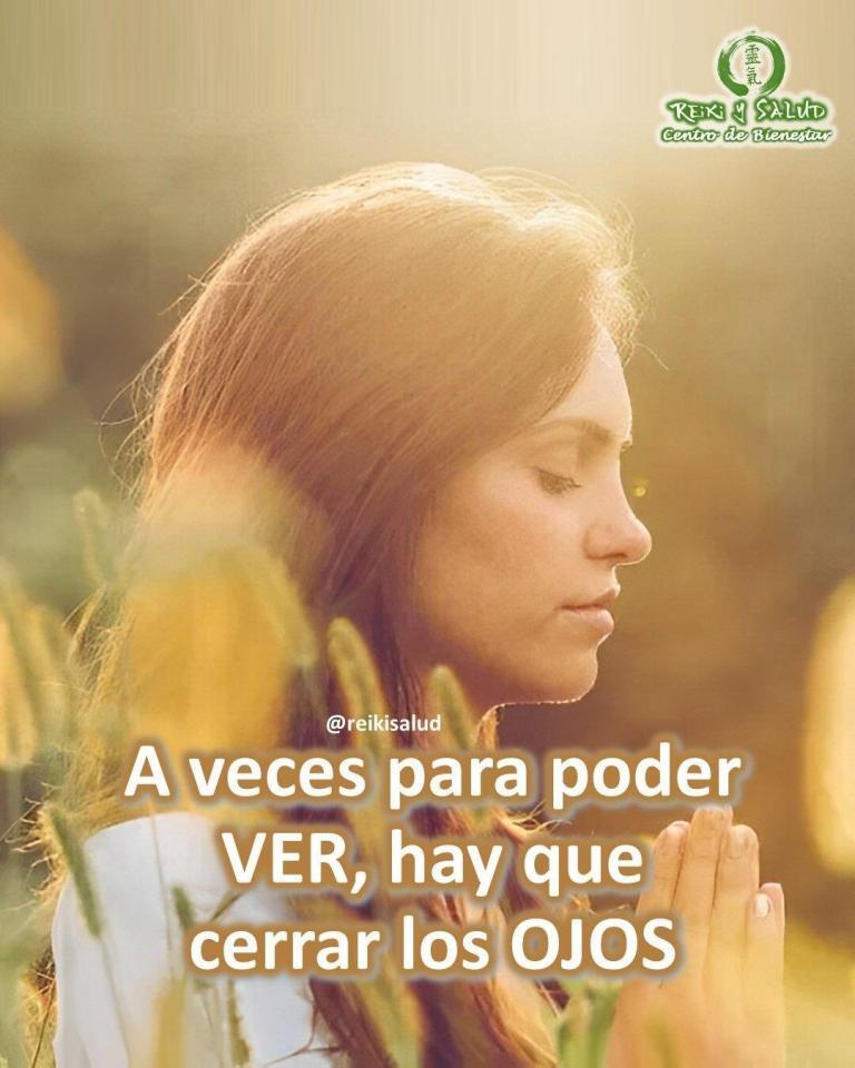 A veces para poder ver hay que cerrar los ojos. A veces, para poder ver,…