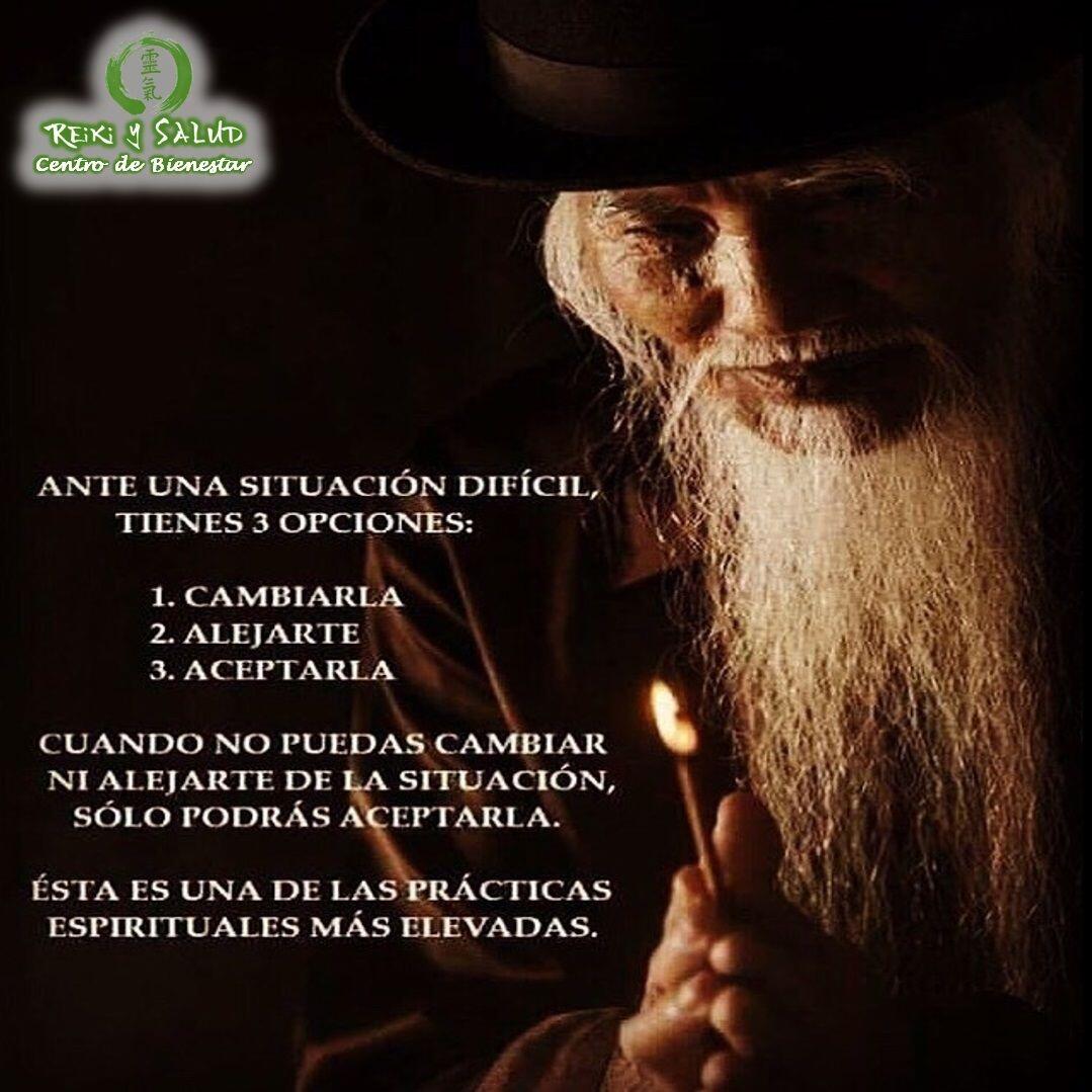 Ante una situación difícil tienes tres opciones:1. Cambiala2. Alejarte3. AceptarlaCuando no puedas cambiar, ni alejarte de la situación, solo podrás aceptarla.Ésta es una de las prácticas espirituales más elevadas.¿Que piensas de esta declaración?Feliz viaje de descubrimientoCon toda la certeza que, si lo CREES, lo CREAS, compartimos desde Casa Reiki y Salud, un abrazo de luz, con la confianza de que Dios está con nosotros y somos uno con la conciencia universal, y recuerda: ¡a sonreír, agradecer y abrazar tu vida!Gracias, gracias, gracias, un gran abrazo de luz, Namaste, @DinoPieriniSi te gusta la publicación Compártela, Comenta, Gracias, gracias gracias🌐Página WEB: www.gReiki.com#felicidad #abundancia #meditacion #vida #gratitud #reikimaracaibo #reikizulia #reikivenezuela #saludybienestar #reikisalud #reiki @reikisalud