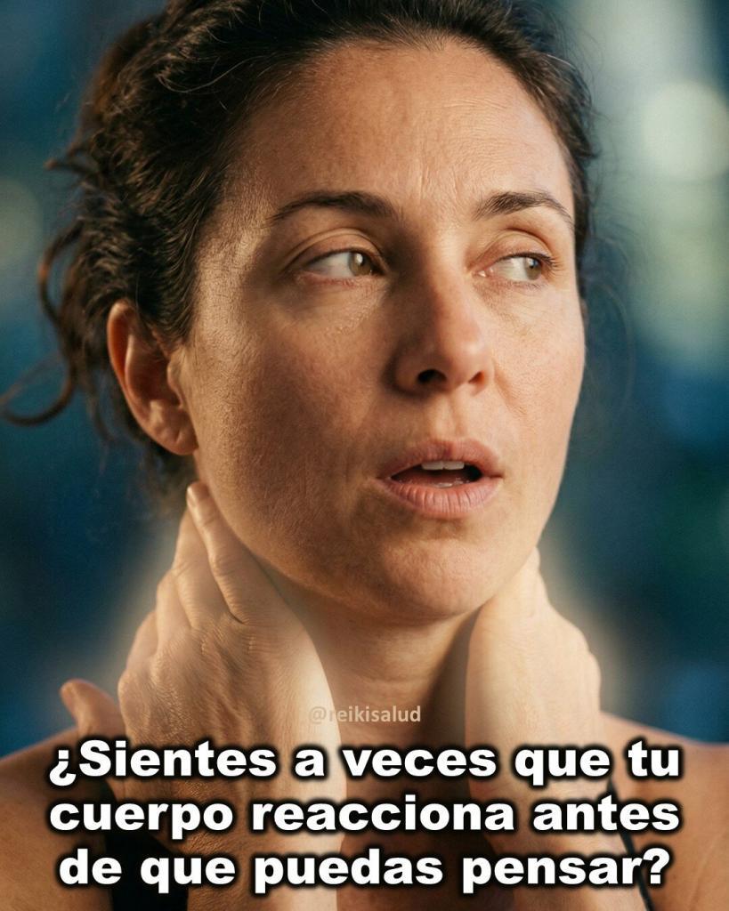 Sientes a veces que tu cuerpo reacciona antes de que puedas pensar ¿Sientes a veces que tu cuerpo reacciona antes de que puedas pensar? Técnica: La Llave: Desactivando la Alarma Biológica.